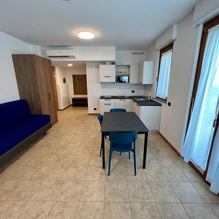 Corte Milano Роццано Екстер'єр фото